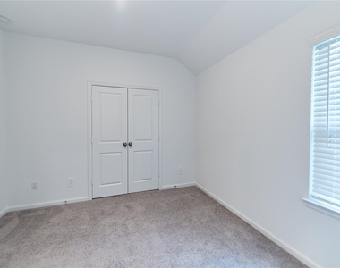 665 Royal Arch Drive - Photo Thumbnail 22