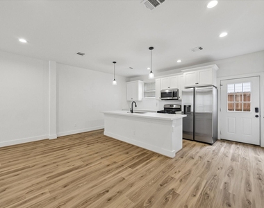 2749 Redrock Street - Photo Thumbnail 8