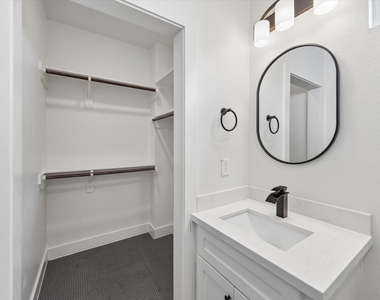2749 Redrock Street - Photo Thumbnail 17