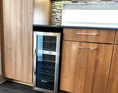 2111 Westheimer Road - Photo Thumbnail 3