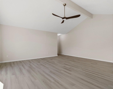 2210 Trail West Street - Photo Thumbnail 6