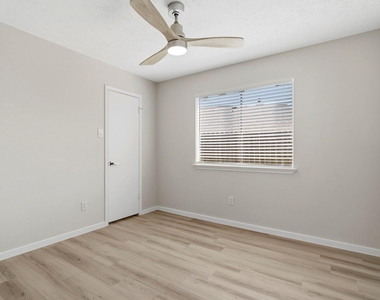2210 Trail West Street - Photo Thumbnail 28