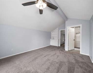 21627 Park Brook Drive - Photo Thumbnail 7