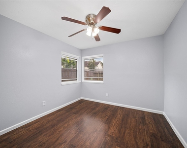 21627 Park Brook Drive - Photo Thumbnail 14