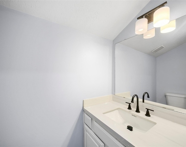 21627 Park Brook Drive - Photo Thumbnail 10