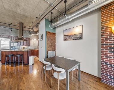 505 Bastrop Street - Photo Thumbnail 9
