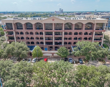 505 Bastrop Street - Photo Thumbnail 20