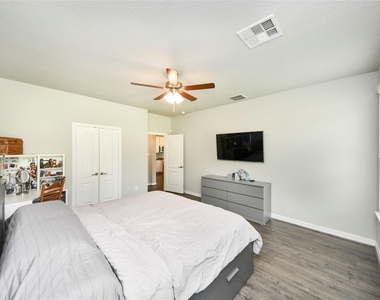 120 Chestnut Run Court - Photo Thumbnail 18