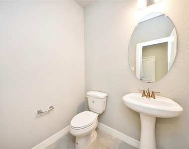 120 Chestnut Run Court - Photo Thumbnail 7
