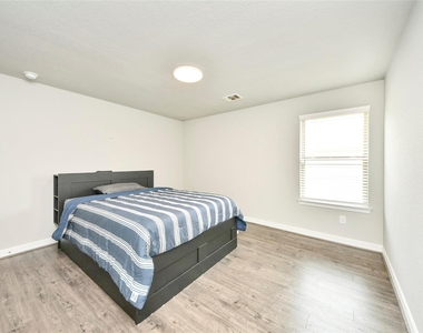 120 Chestnut Run Court - Photo Thumbnail 34