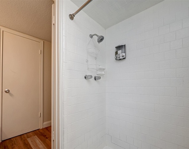 3903 Hermitage Hollow Lane - Photo Thumbnail 38