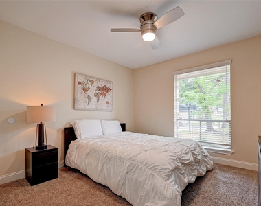3903 Hermitage Hollow Lane - Photo Thumbnail 23