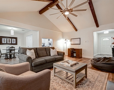 3903 Hermitage Hollow Lane - Photo Thumbnail 8
