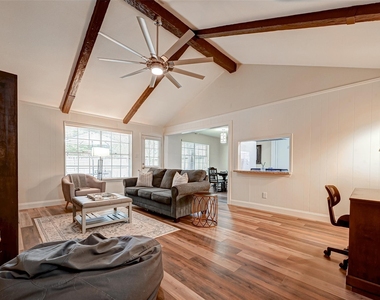 3903 Hermitage Hollow Lane - Photo Thumbnail 3