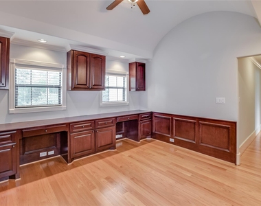 4806 Pine Wood Meadows Lane - Photo Thumbnail 18