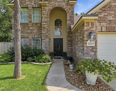 13217 Lazy Lane - Photo Thumbnail 3