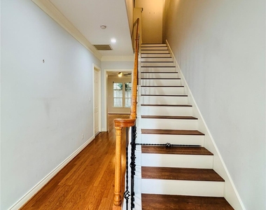 3526 Cline Street - Photo Thumbnail 2