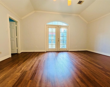 3526 Cline Street - Photo Thumbnail 11