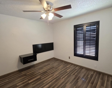 11229 Pony Soldier Avenue - Photo Thumbnail 11