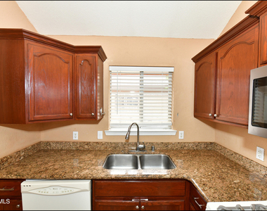 7737 Plaza Azul Road - Photo Thumbnail 12