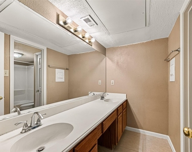 1311 Antoine Drive - Photo Thumbnail 27