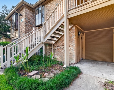1311 Antoine Drive - Photo Thumbnail 4