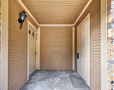 1311 Antoine Drive - Photo Thumbnail 3