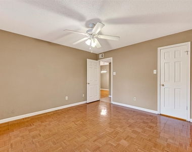 1311 Antoine Drive - Photo Thumbnail 23