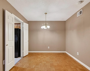 1311 Antoine Drive - Photo Thumbnail 12