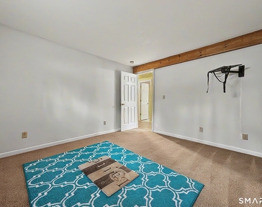 15 Indian Hill Lane - Photo Thumbnail 8
