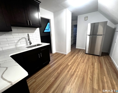 1485 Iranistan Avenue - Photo Thumbnail 3