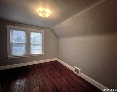 1485 Iranistan Avenue - Photo Thumbnail 7