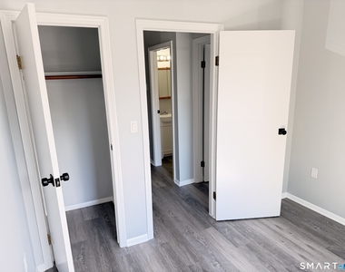 17 Enfield Street - Photo Thumbnail 14