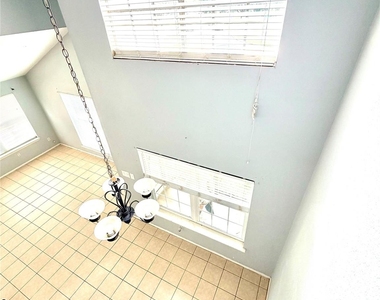 7402 Alegria Drive - Photo Thumbnail 11