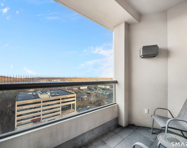 100 Parrott Drive - Photo Thumbnail 23