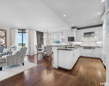 100 Parrott Drive - Photo Thumbnail 2