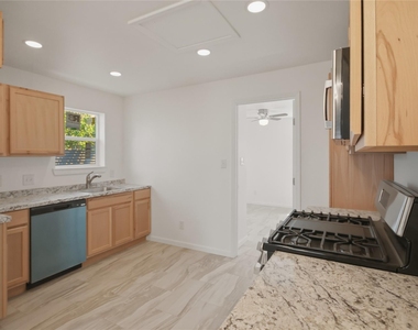 3516 Orange Street - Photo Thumbnail 9