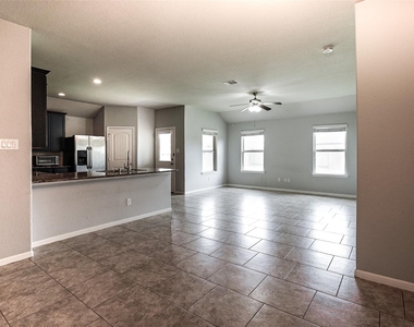 29319 Dunns Creek Court - Photo Thumbnail 7