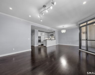 100 Parrott Drive - Photo Thumbnail 4