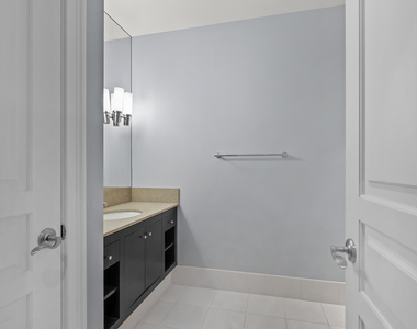 100 Parrott Drive - Photo Thumbnail 22