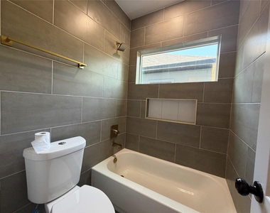 8114 Double Avenue - Photo Thumbnail 9
