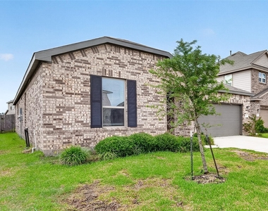 25611 Reign Wayman Court - Photo Thumbnail 2