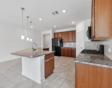 25611 Reign Wayman Court - Photo Thumbnail 16