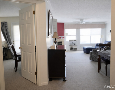 2 Mansfield Grove Road - Photo Thumbnail 3