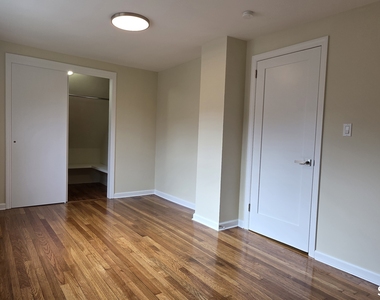 782 Center Street - Photo Thumbnail 15
