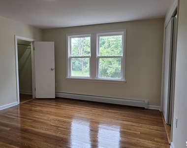782 Center Street - Photo Thumbnail 25