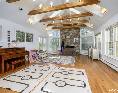 414 Riversville Road - Photo Thumbnail 4