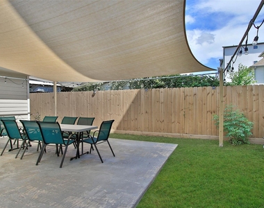 1518 Sabine Street - Photo Thumbnail 39