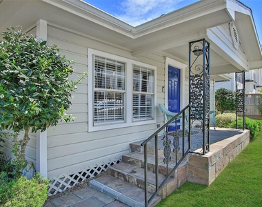 1518 Sabine Street - Photo Thumbnail 2