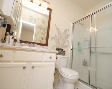 6363 Provident Green Drive - Photo Thumbnail 15
